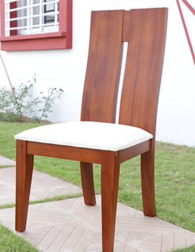 Chaise dossier ajouré